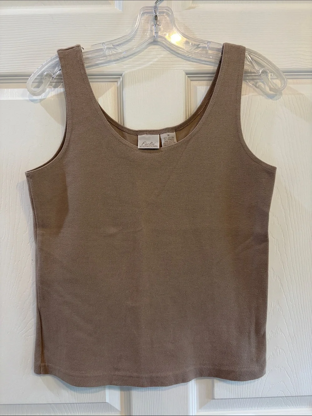 Fiorlini International Women's Scoop Neck Tank Top in Taupe - Picture 1 of 3